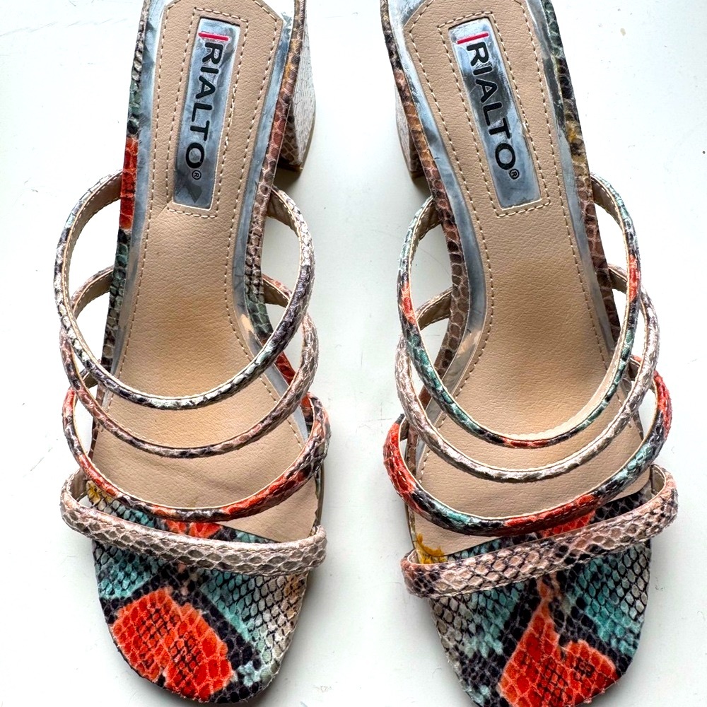 NWOT-Rialto Sabah Blue & Orange Sandals Vibrant Strappy Design, size 8M.